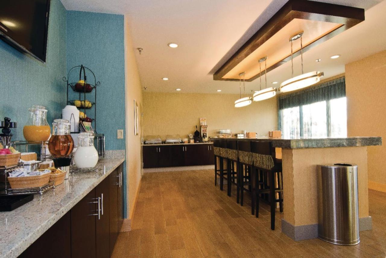 La Quinta Inn & Suites By Wyndham Marysville Kültér fotó